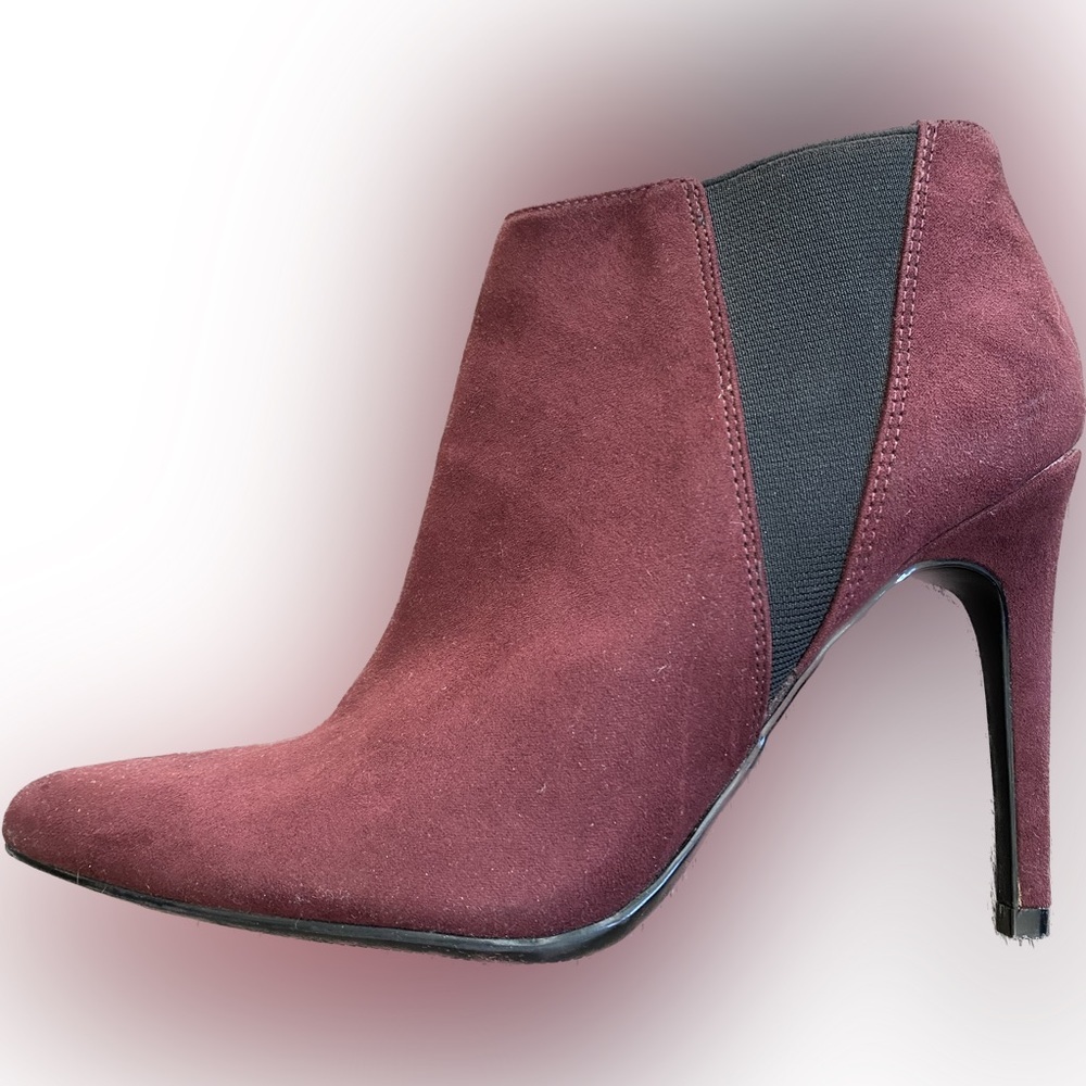 H&M pointed toe stiletto ankle booties in burgundy with black elastic size 6